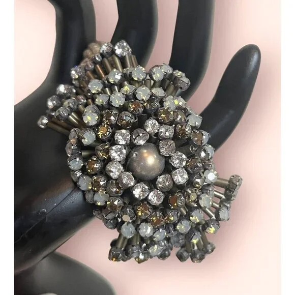 Tataborello Designer Tata MADE IN ITALY Crystal Rhinestone Faux Pearl Bracelet - Picture 3 of 9